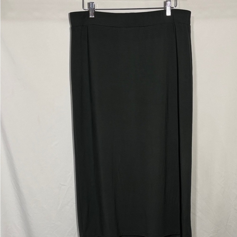 Classic Black Women's Pencil Skirt